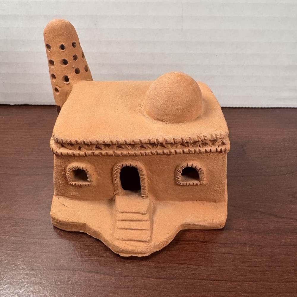 Vintage Folk Art Terra Cotta Pottery Adobe House Building Sculpture 4x3.5x3”